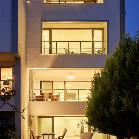 Serene Sea View Family Escape With Private Sauna *