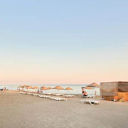 别墅 Serene Sea View Family Escape With Private Sauna