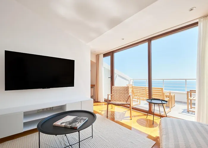 Stunning Sea View, Peaceful Family With Ac, Sauna, Gym & Shared Pool 锡利夫里