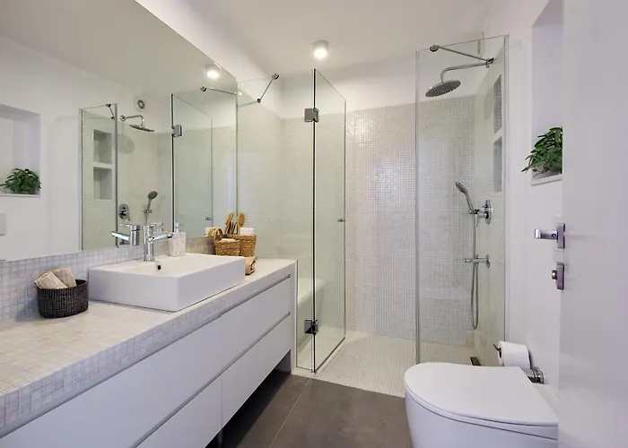 别墅 Stunning Sea View, Peaceful Family With Ac, Sauna, Gym & Shared Pool *