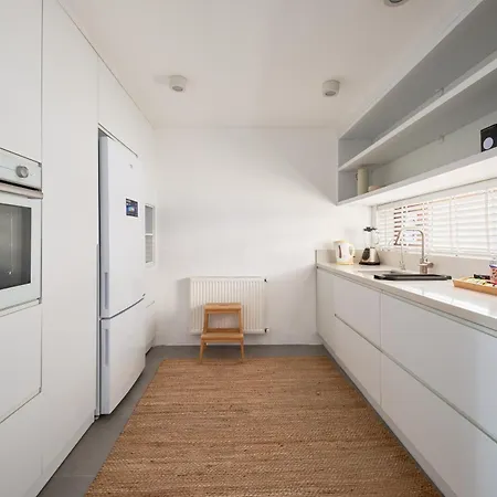 别墅 Serene Sea View Family Escape With Private Sauna