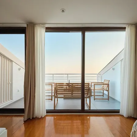 别墅 Serene Sea View Family Escape With Private Sauna