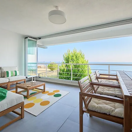 别墅 Serene Sea View Family Escape With Private Sauna