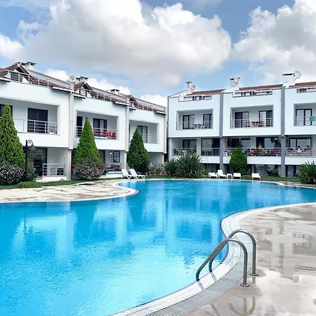 Villa Stunning Sea View, Peaceful Family With Ac, Sauna, Gym & Shared Pool