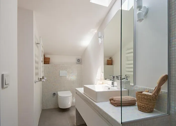 Stunning Sea View, Peaceful Family With Ac, Sauna, Gym & Shared Pool Villa Silivri