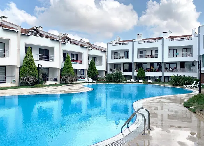 Villa Stunning Sea View, Peaceful Family With Ac, Sauna, Gym & Shared Pool